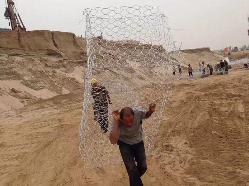 ���ˮ��ʯ�\�W