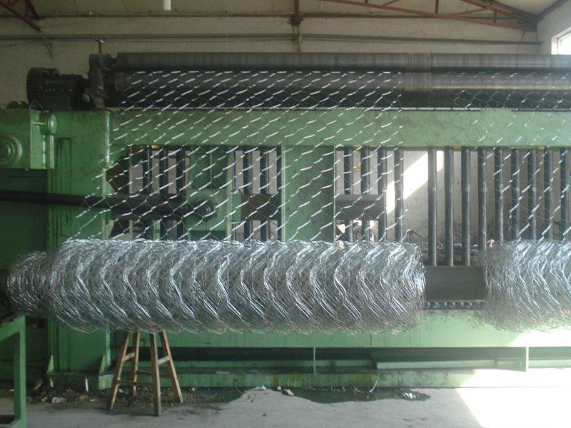 �U�z�\�W��